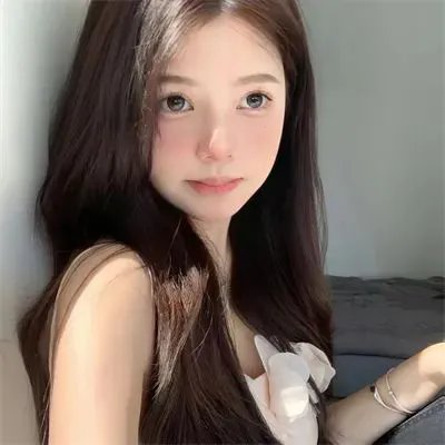 萌子美 虽然她有点怪 封面